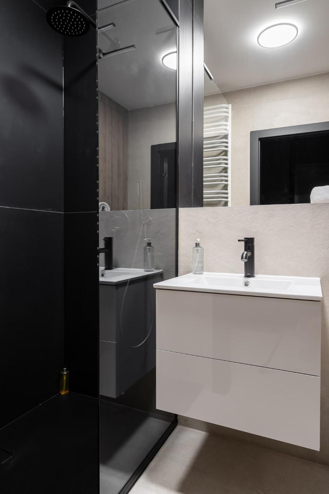Rentplanet - Browary Wroclawskie Apartment